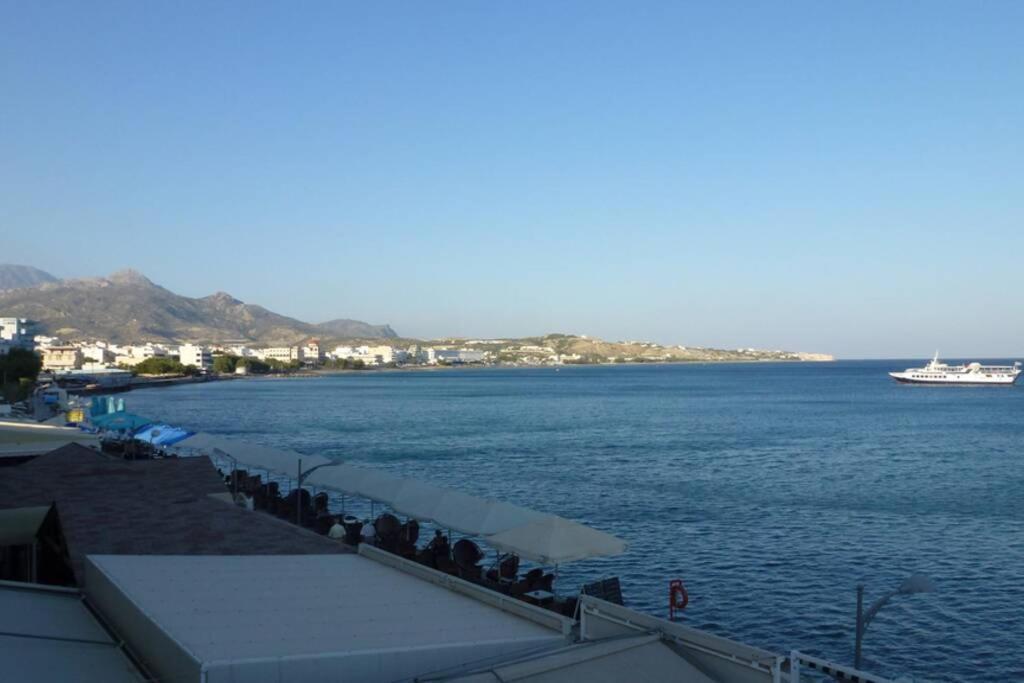 Amazing Seafront Suite Ierapetra  Bagian luar foto