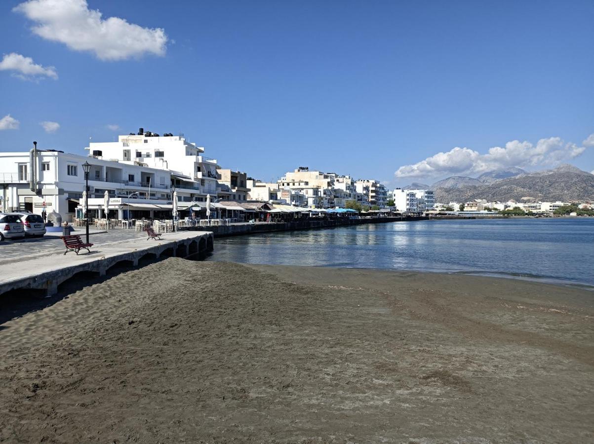 Amazing Seafront Suite Ierapetra  Bagian luar foto